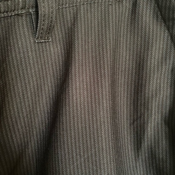 Hang Ten 38 black and gray pinstriped shorts - Picture 6 of 7